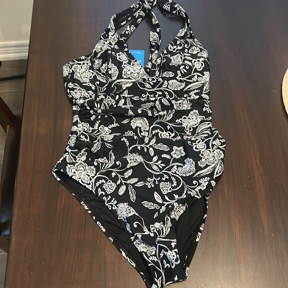 CUPSHE VNeck Double Straps Cross Back Tie One Piece Swimsuit Black White Floral - Picture 6 of 13